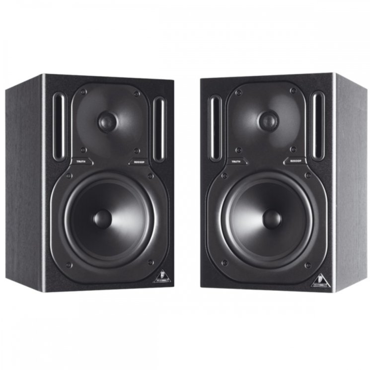 Студийный монитор Behringer B2030P Truth
