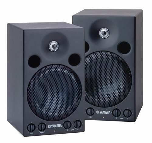 Студийный монитор Yamaha  MSP3